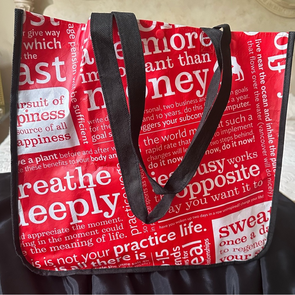 Lululemon Tote Large NWOT